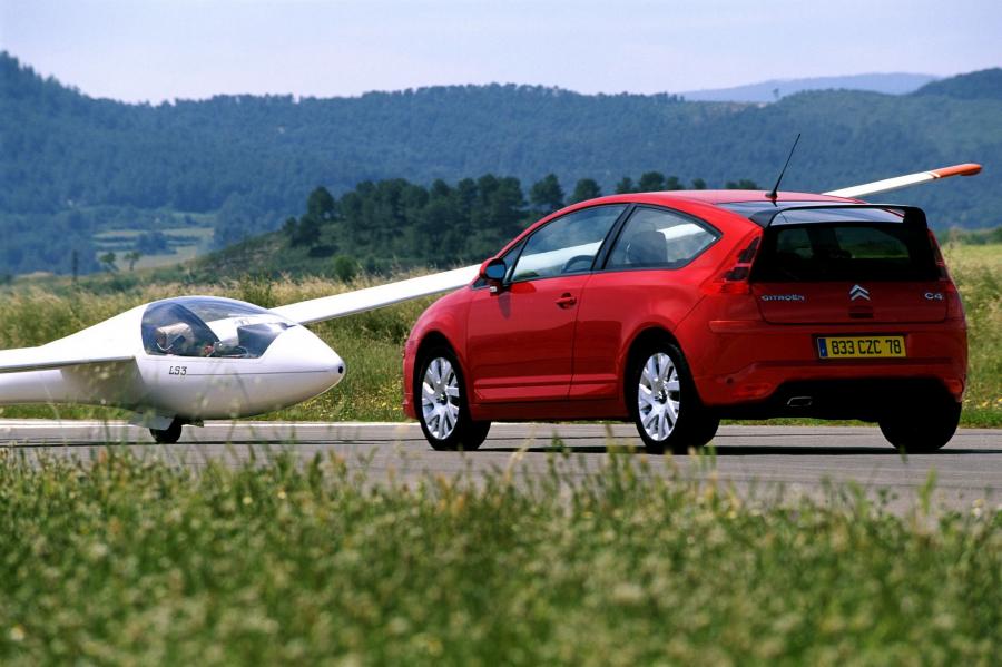  Citroen C4 2005 года  (фото 110 из 150)